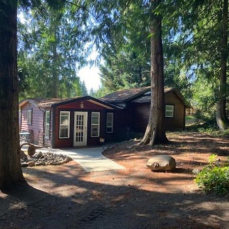 Cobble Hill Cottage Exterior photo